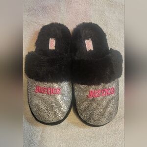 Girls Fuzzy Slippers